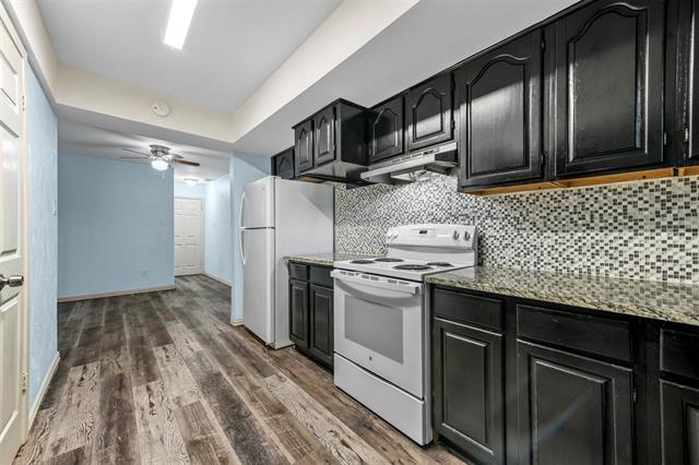 Foto del edificio - 5506 Willow Cir