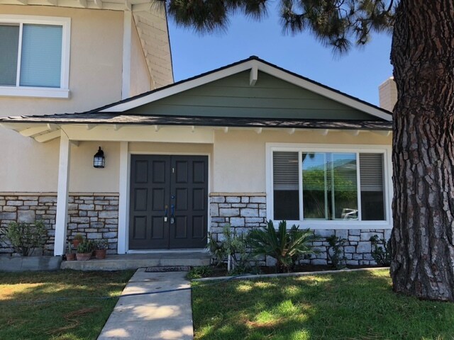 Exterior - 17912 Baron Cir