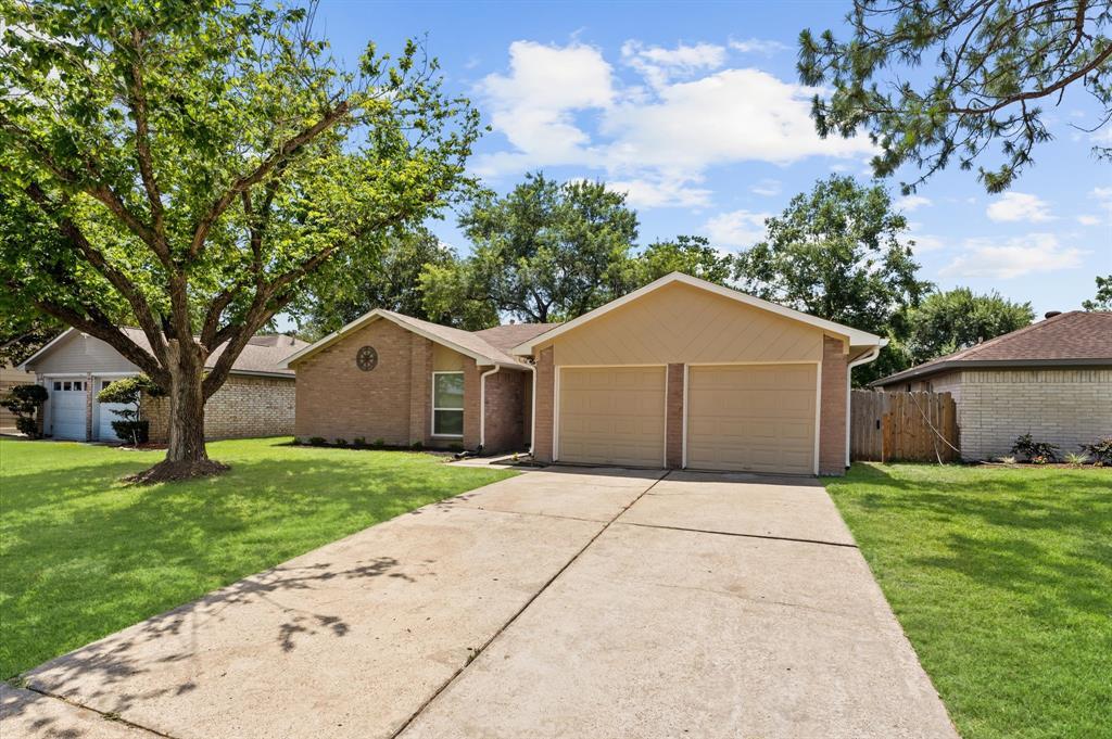Foto principal - 418 Ironbark Dr