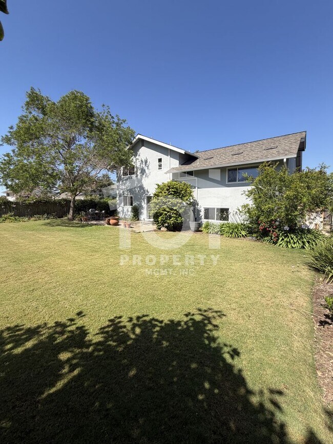 Foto del edificio - Beautifully Updated 4BD Goleta Home on Quiet Cul-de-Sac