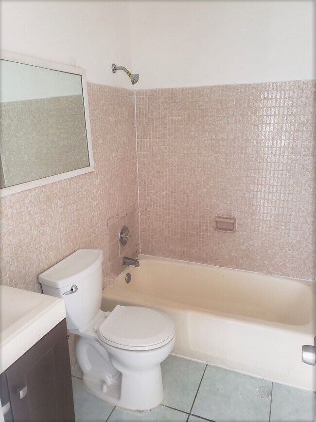 Bathroom - 3991 NW 30th Ter
