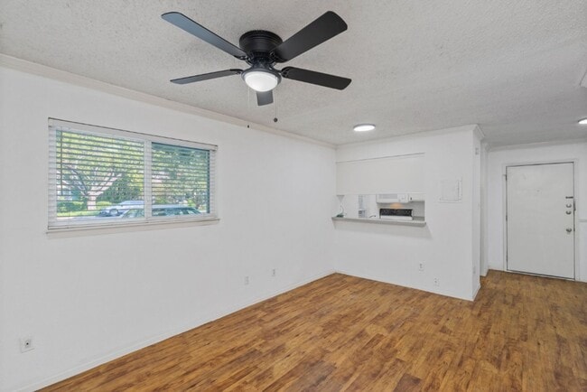 Building Photo - 4105 Speedway Unit 101, Austin, TX 78751