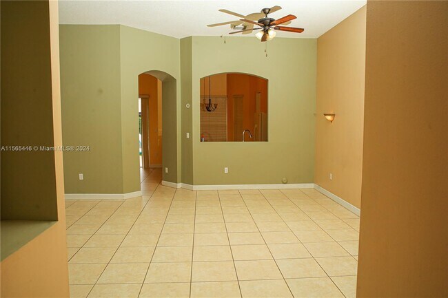 Foto del edificio - 3488 NE 1st St