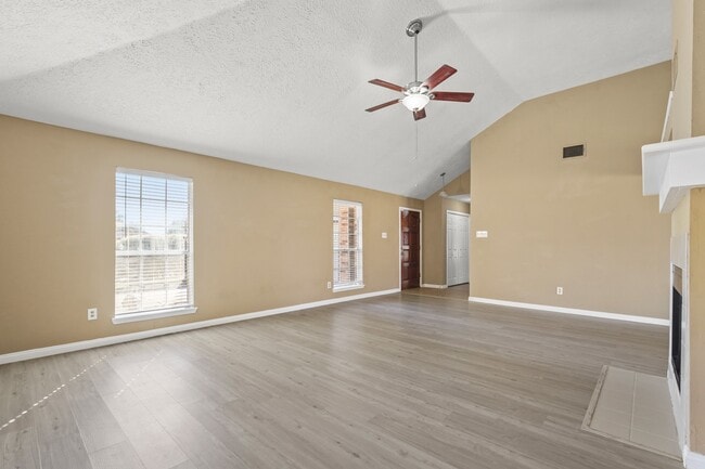 Building Photo - 4411 Leyland Dr