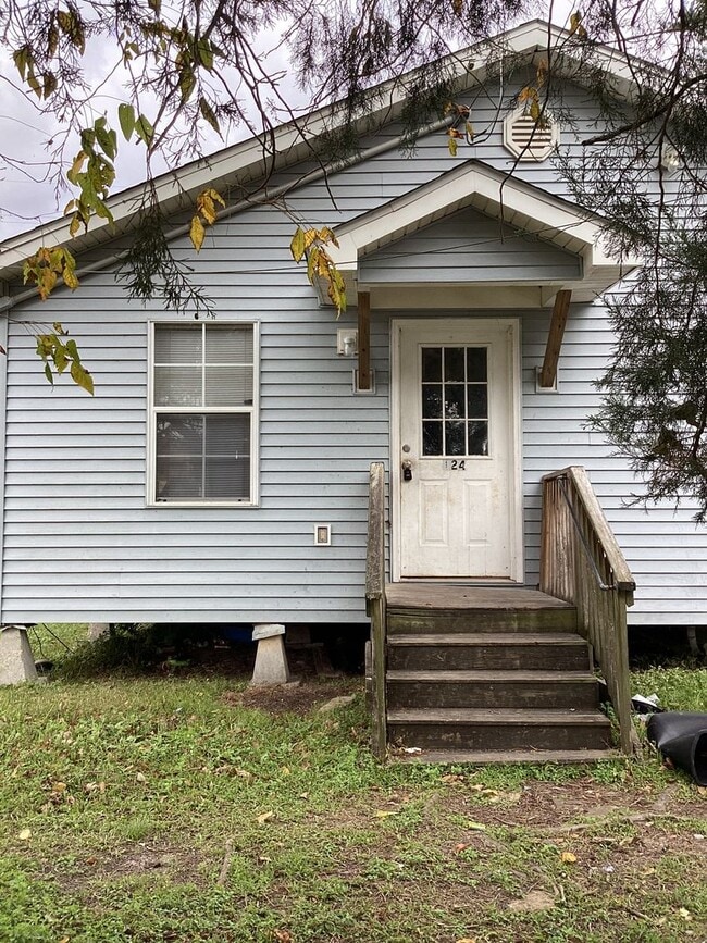 Building Photo - 124 Sternberg Dr