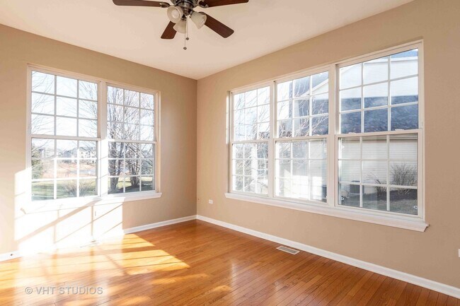 Building Photo - 26224 Whispering Woods Cir
