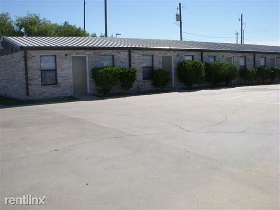 Building Photo - 11633 Leopard St