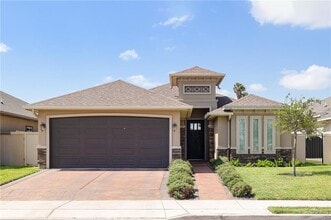 Building Photo - 16 Manchester Dr