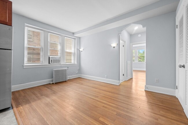 Interior Photo - Metropolitan Narberth Hall