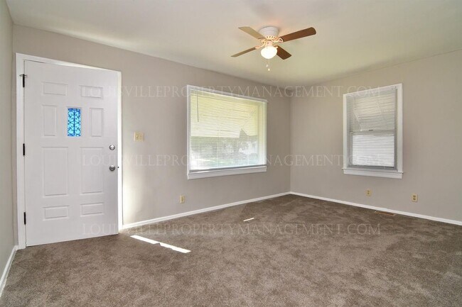 Foto del edificio - 1636 Earl Avenue