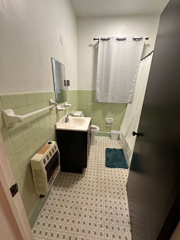 Foto del edificio - 1131 Eastview St