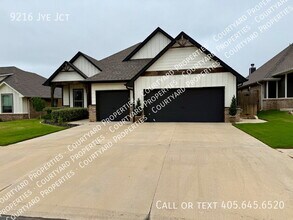 Building Photo - 9216 Jye Jct