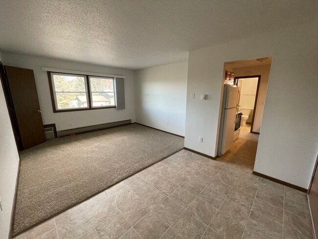 Building Photo - Cliffside Apartments