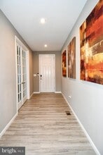 Building Photo - 7706 Colburn Dr
