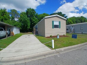 Building Photo - 2015 Scranton Ave