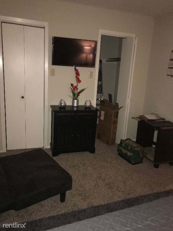 Building Photo - 1 br, 1 bath Condo - 1214 Baylor 115 Unit 115