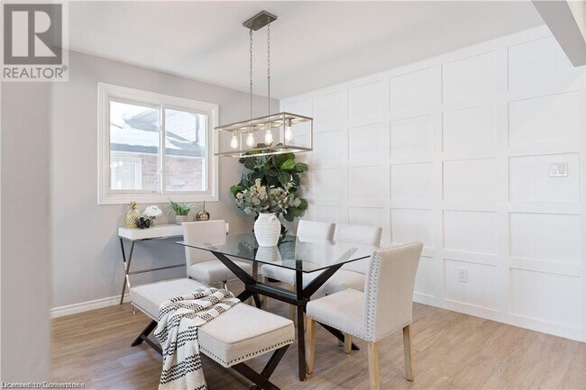 Photo du bâtiment - 415 E 24th St