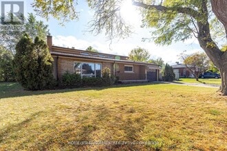 Building Photo - 22 Oakmount Dr