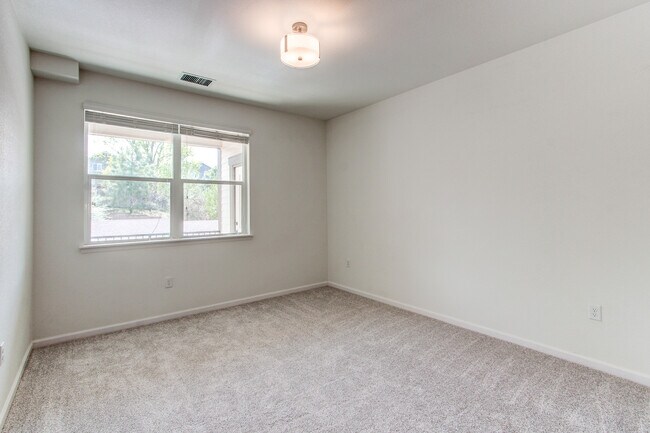 Building Photo - 4658 Copeland Cir