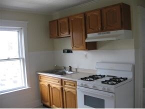  - 306 Robinson St