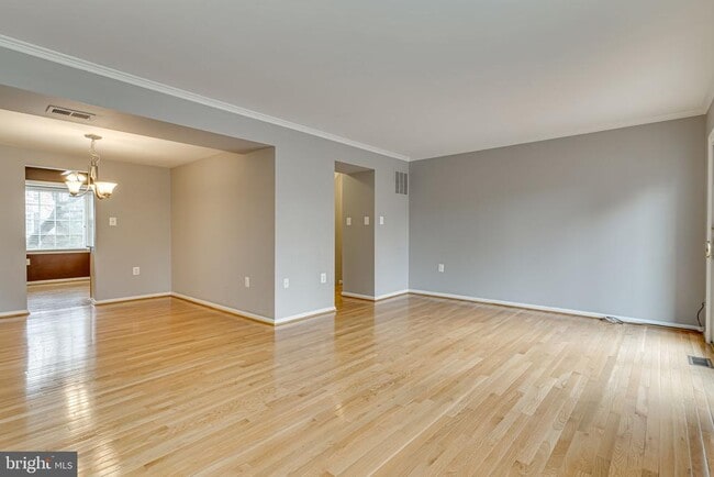 Foto del edificio - 4406 Churchman Ct