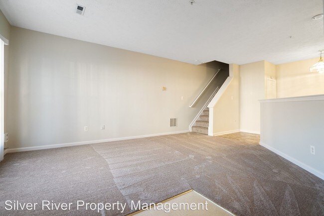 Building Photo - 3 br, 2.5 bath House - 4005 Elmcrest Ln