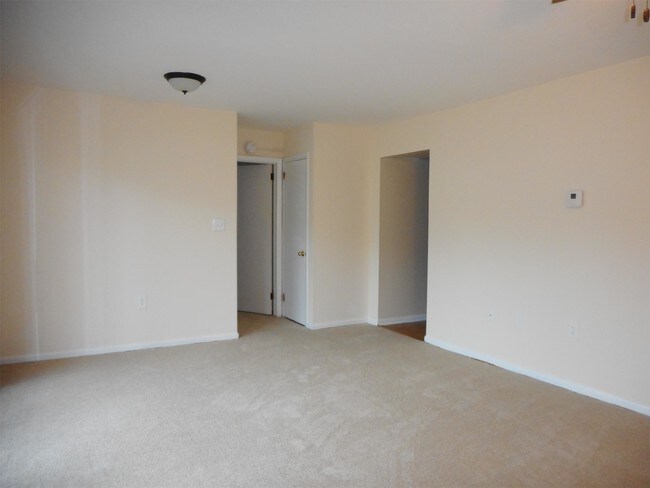 Foto del edificio - 1400 Bayview Dr