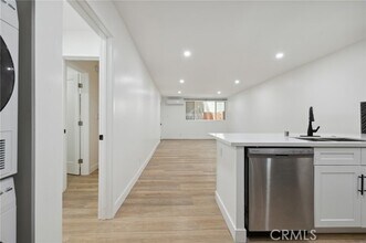 Building Photo - 17000 Burbank Blvd