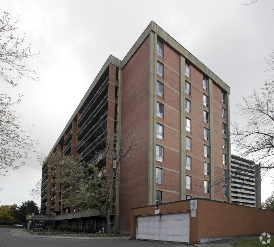 Primary Photo - 4750 Jane St