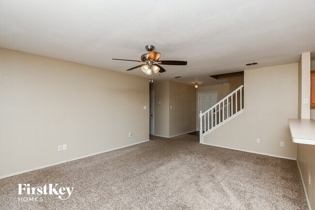 Foto del edificio - 9632 Linton Dr