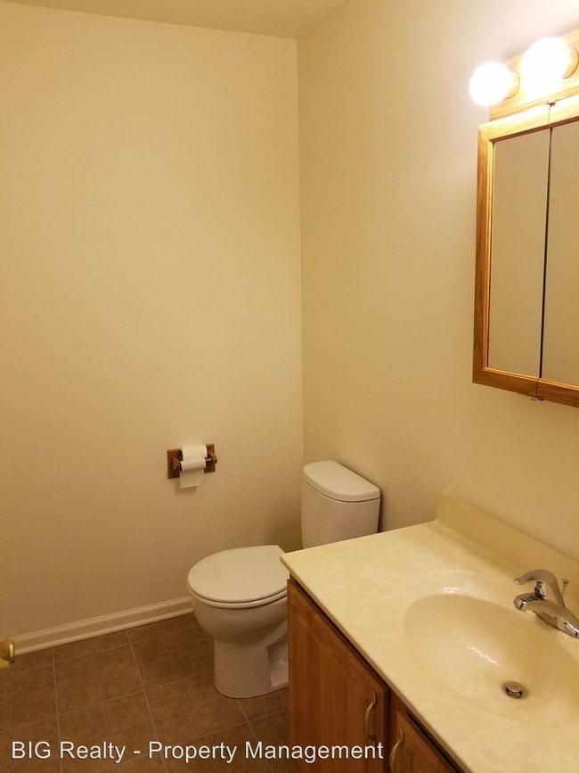 Building Photo - 480 Deer Run Ct