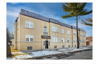 Building Photo - 5709 W Seminole St