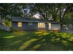 Building Photo - 2586 Martin Way