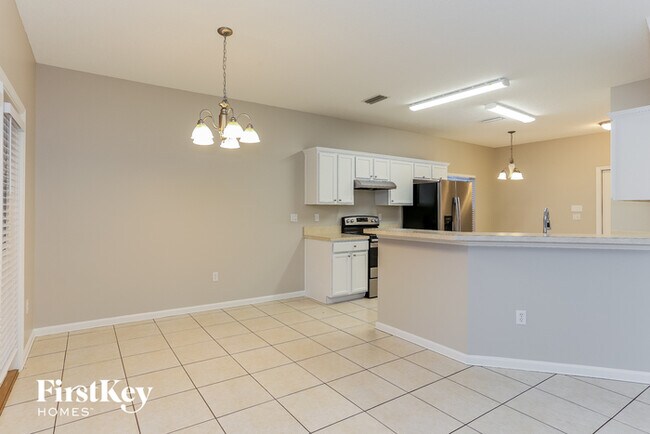 Building Photo - 3627 Silver Bluff Blvd