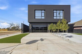 Building Photo - 6801 Tyree St