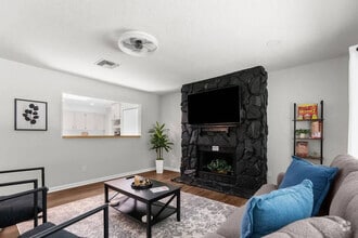 Building Photo - 31178 Park Ridge Dr