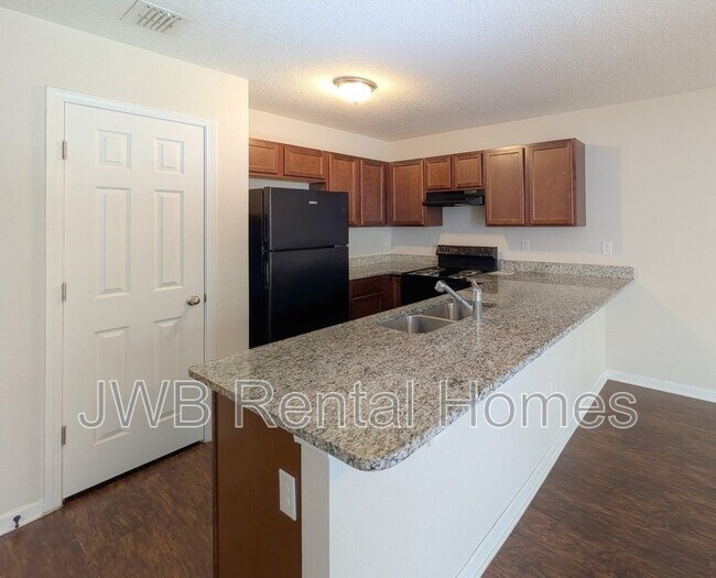 Foto del edificio - 7141 Timmerman Ln