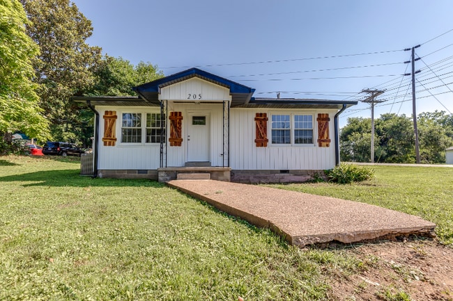 Building Photo - 205 Carpenter St