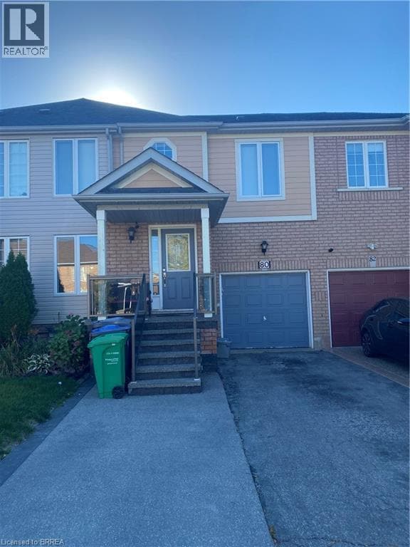 Primary Photo - 80 Redfinch Way