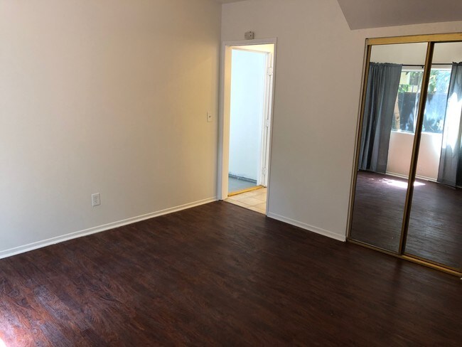 Foto del edificio - 962 W Oliver St