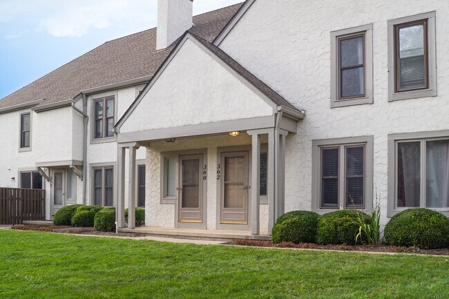 Building Photo - 362 Saint Andrews Dr