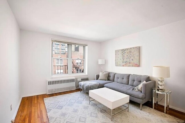 Building Photo - 0 bedroom in NEW YORK NY 10011
