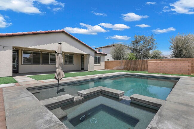 Building Photo - 40632 Firenze Ct