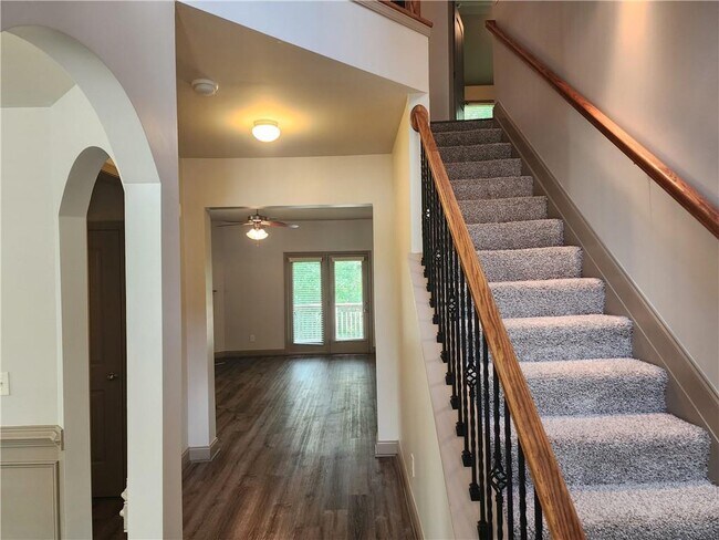 Building Photo - 2212 Misty Brook Ct
