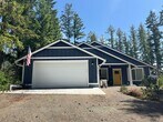 Primary Photo - Welcome to Your Lakefront Retreat in Clear...