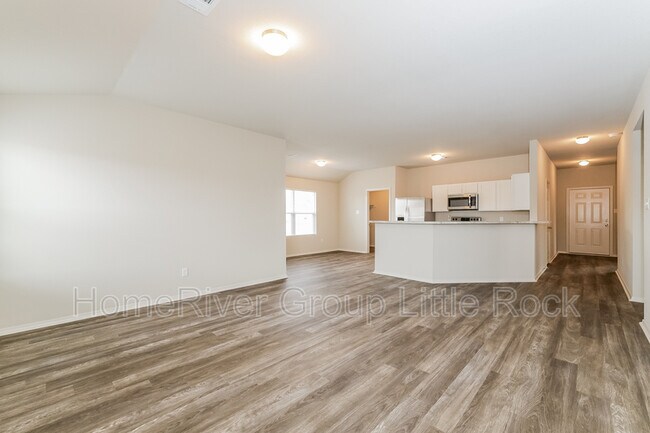 Building Photo - 119 Ellis Dr
