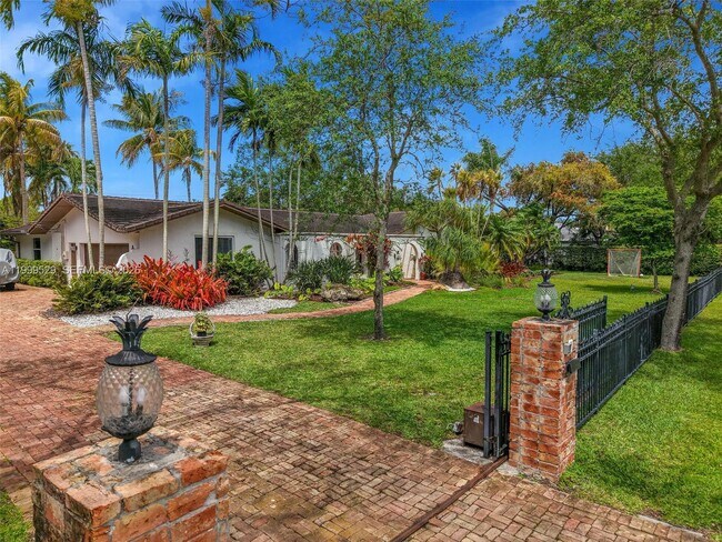 Foto del edificio - 15280 SW 72nd Ave