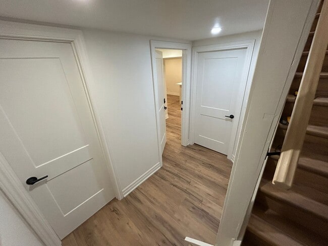 Front Door - 365 Kingsview Dr