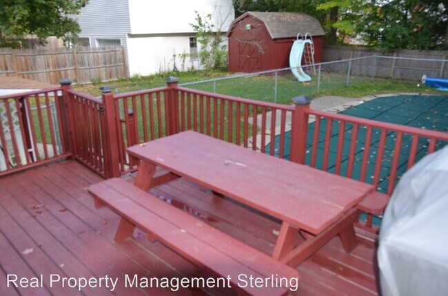 Foto del edificio - 4 br, 2 bath House - 53 Woodlawn Road
