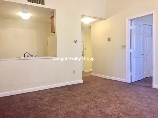 Foto del edificio - 71-73 Washington St. Unit 204J